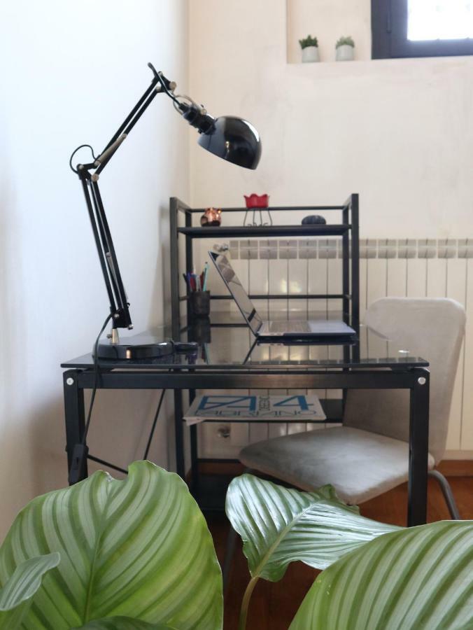 Paki Home Nel Cuore Dei Navigli Di Milano 外观 照片